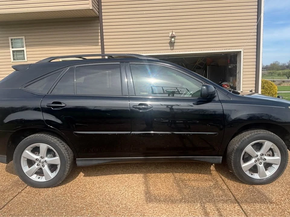 2004 Lexus RX 2nd Gen - Image 3 of 17