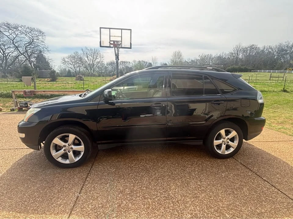 2004 Lexus RX 2nd Gen - Image 5 of 17