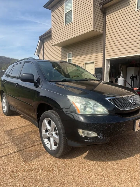 2004 Lexus RX 2nd Gen - Image 2 of 17