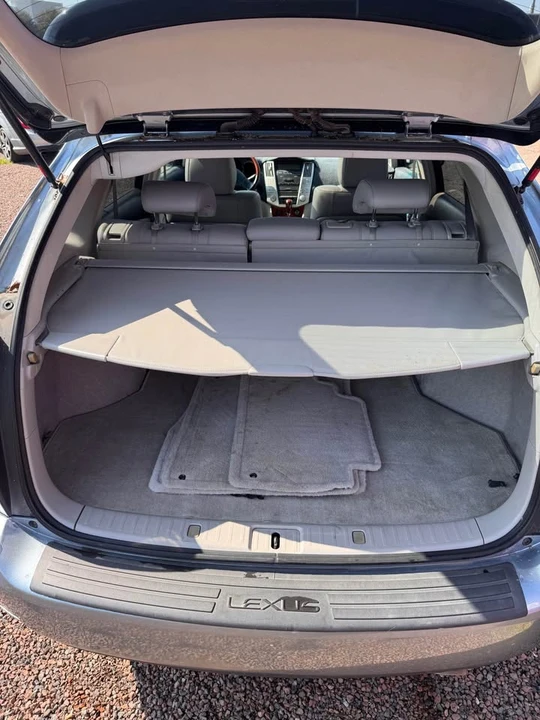 2004 Lexus RX 2nd Gen - Image 6 of 16