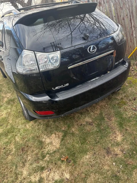 2004 Lexus RX 2nd Gen - Image 4 of 4