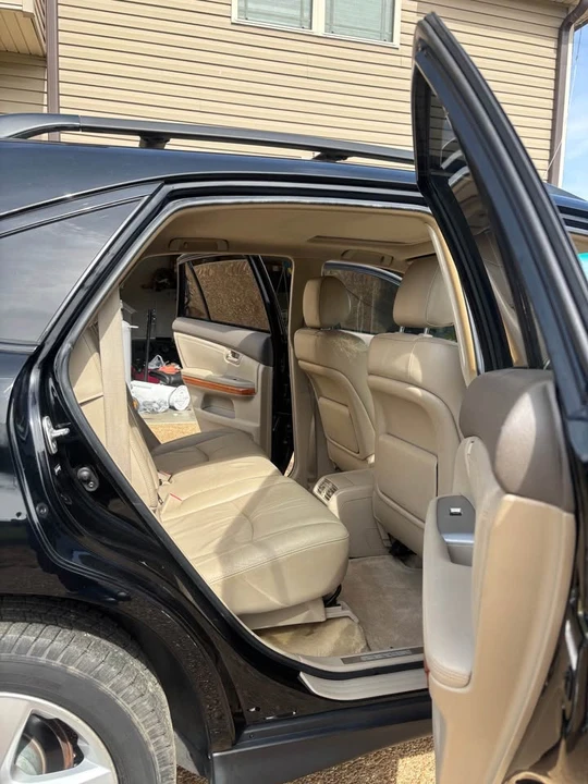 2004 Lexus RX 2nd Gen - Image 11 of 17