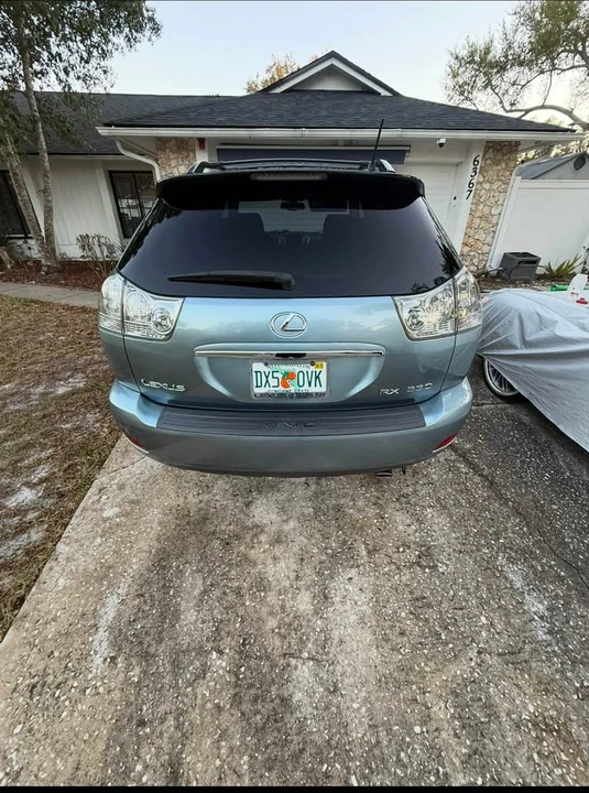 2004 Lexus RX 2nd Gen - Image 5 of 18