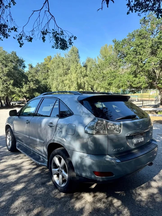 2004 Lexus RX 2nd Gen - Image 5 of 14