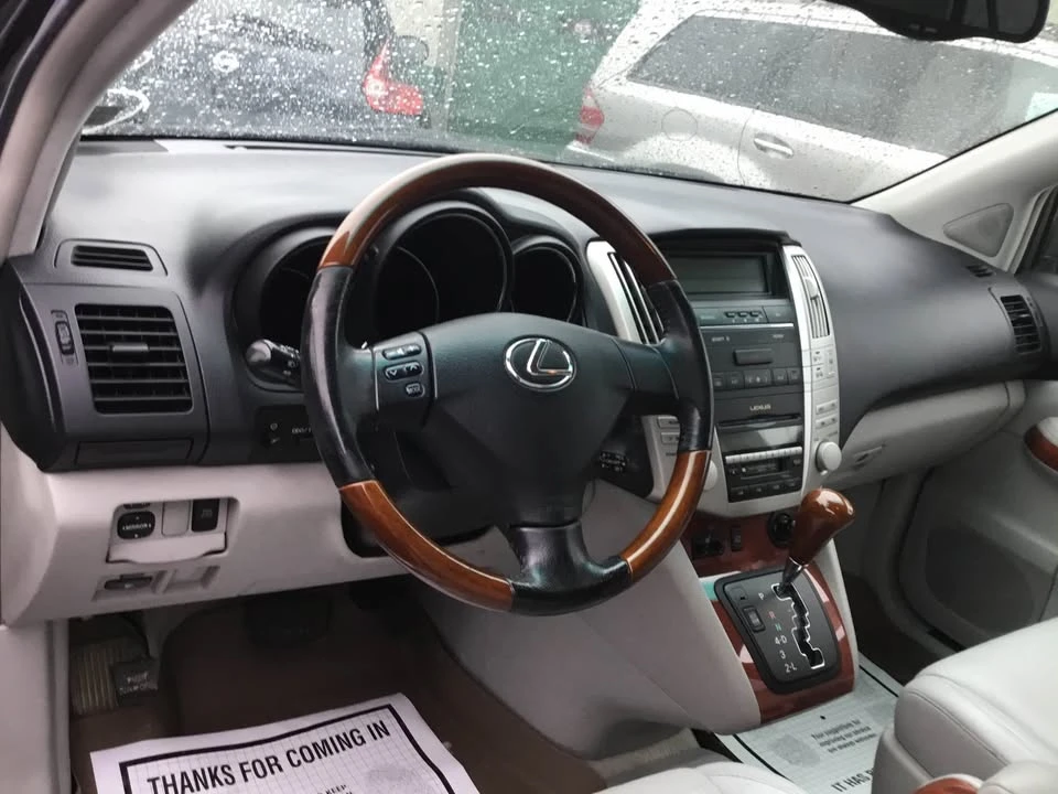 2004 Lexus RX 2nd Gen - Image 5 of 7