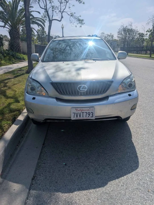 2004 Lexus RX 2nd Gen - Image 6 of 10