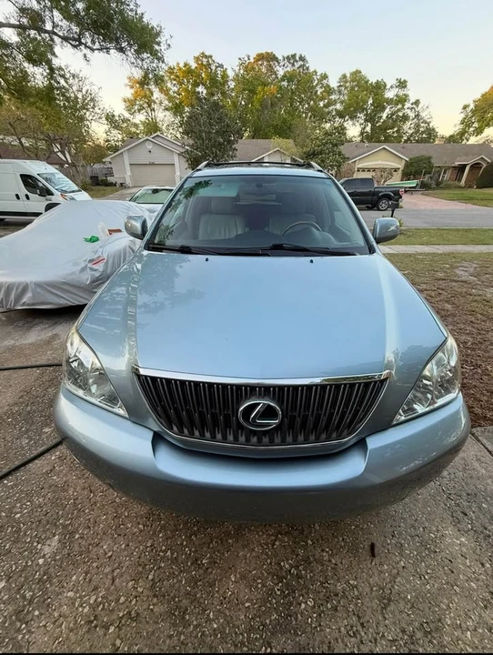 2004 Lexus RX 2nd Gen - Image 2 of 18