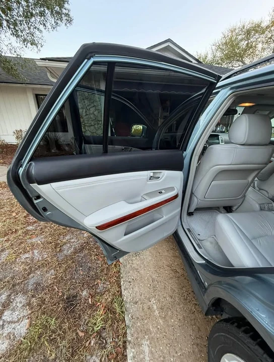 2004 Lexus RX 2nd Gen - Image 16 of 18