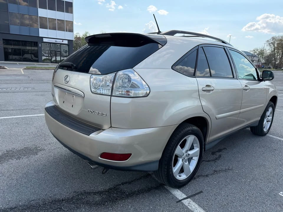 2004 Lexus RX 2nd Gen - Image 5 of 15