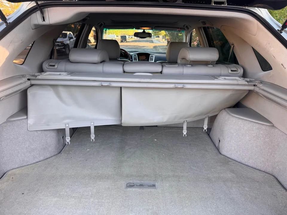 2004 Lexus RX 2nd Gen - Image 4 of 11