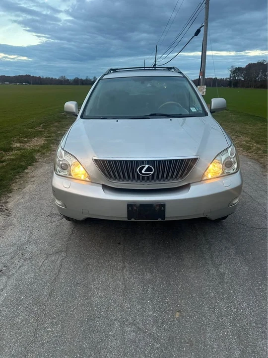 2004 Lexus RX 2nd Gen - Image 9 of 9