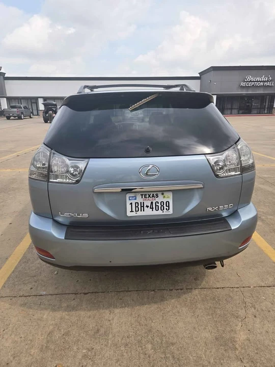 2004 Lexus RX 2nd Gen - Image 3 of 10
