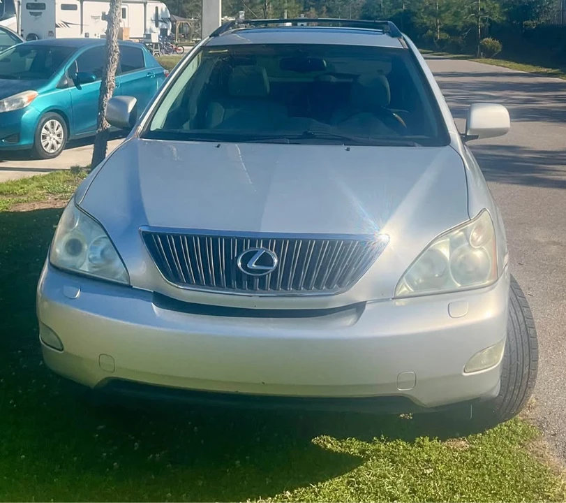 2004 Lexus RX 2nd Gen - Image 2 of 20