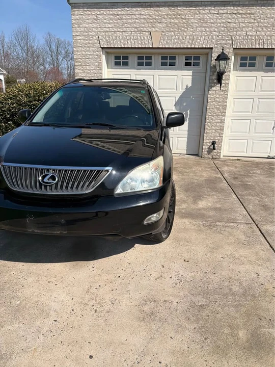 2004 Lexus RX 2nd Gen - Image 16 of 19