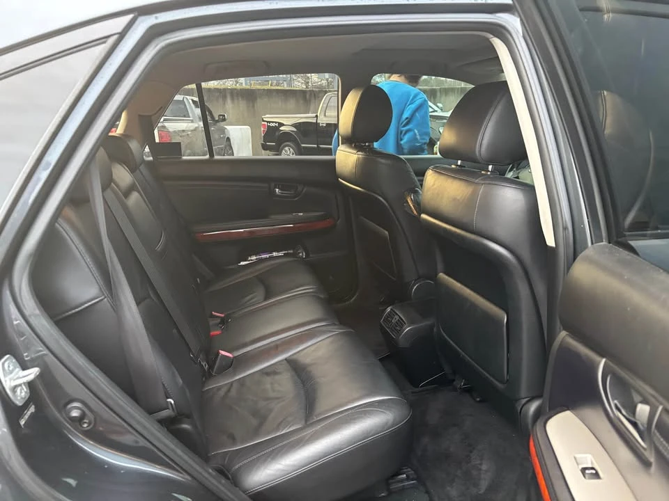 2004 Lexus RX 2nd Gen - Image 4 of 7