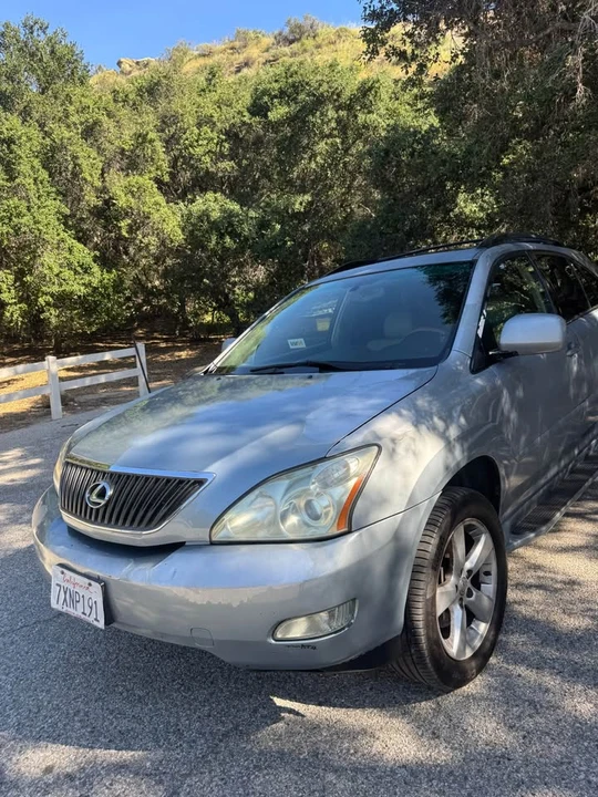 2004 Lexus RX 2nd Gen - Image 2 of 14
