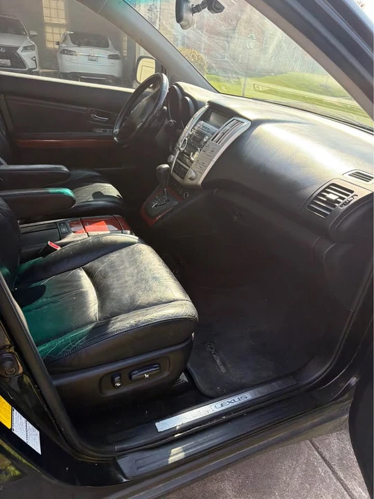 2004 Lexus RX 2nd Gen - Image 7 of 19