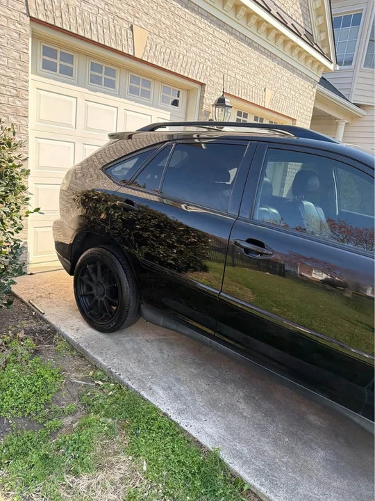 2004 Lexus RX 2nd Gen - Image 4 of 19