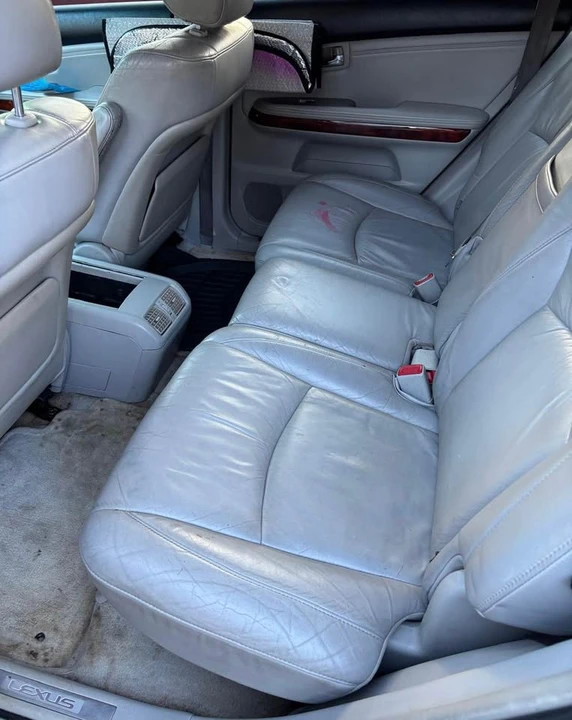 2004 Lexus RX 2nd Gen - Image 5 of 6
