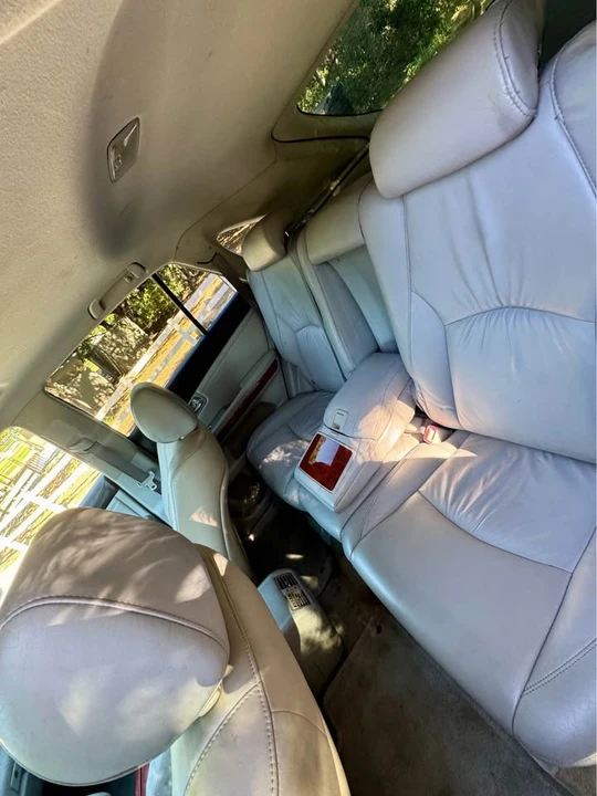 2004 Lexus RX 2nd Gen - Image 13 of 14