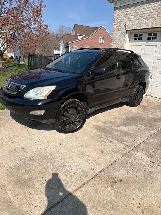 2004 Lexus RX 2nd Gen - Image 17 of 19