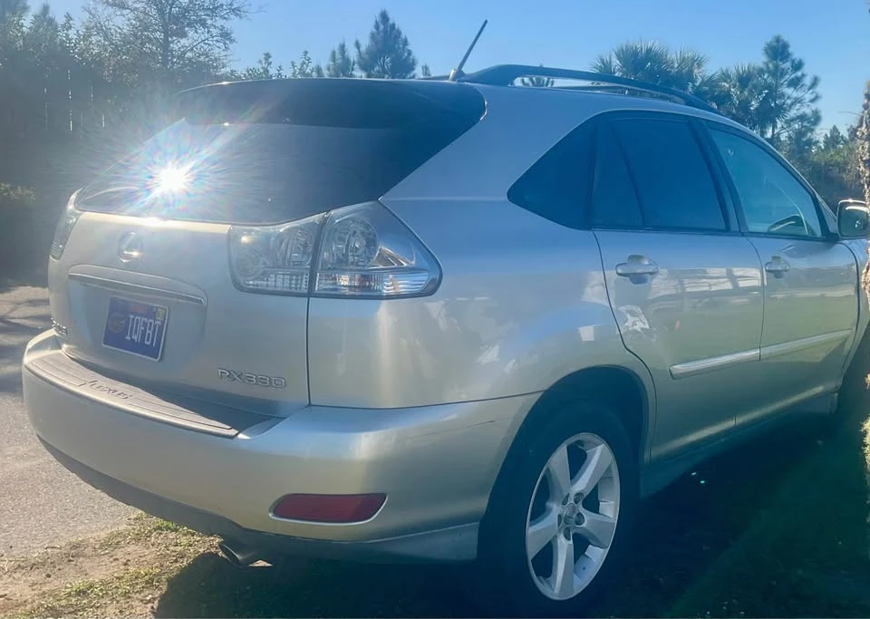 2004 Lexus RX 2nd Gen - Image 3 of 20