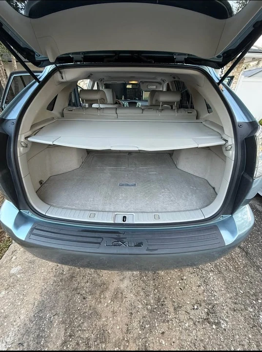 2004 Lexus RX 2nd Gen - Image 12 of 18