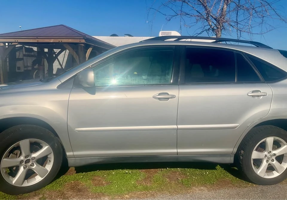 2004 Lexus RX 2nd Gen - Image 6 of 20