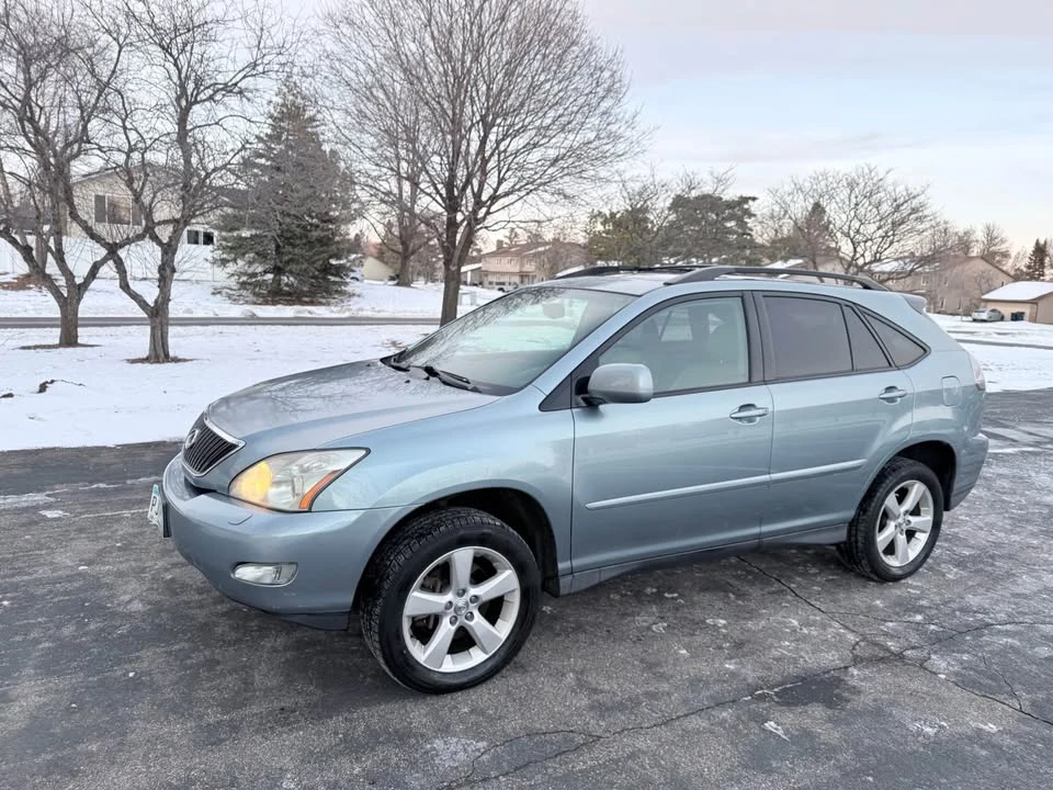 2004 Lexus RX 2nd Gen - Image 5 of 18