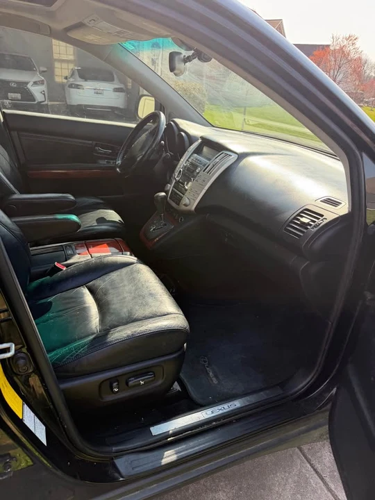 2004 Lexus RX 2nd Gen - Image 5 of 19