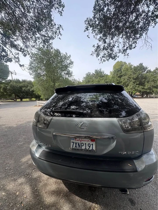 2004 Lexus RX 2nd Gen - Image 2 of 10