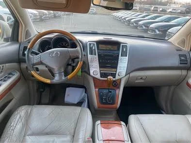 2004 Lexus RX 2nd Gen - Image 10 of 14