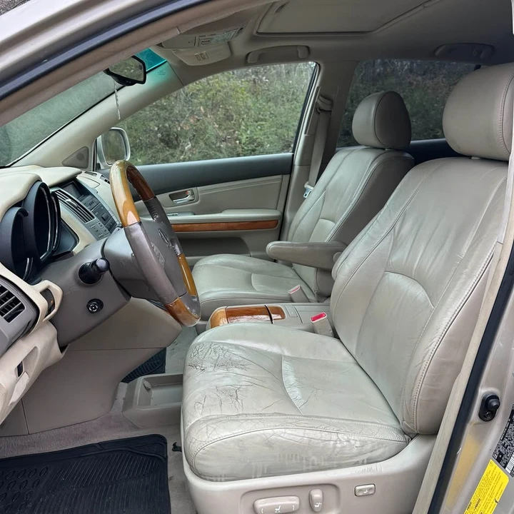 2004 Lexus RX 2nd Gen - Image 11 of 18
