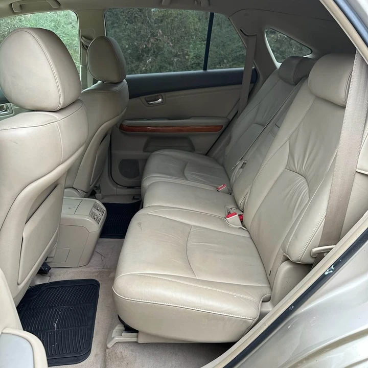 2004 Lexus RX 2nd Gen - Image 10 of 18