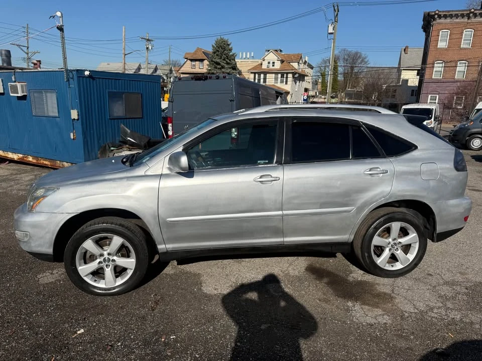 2004 Lexus RX 2nd Gen - Image 5 of 17