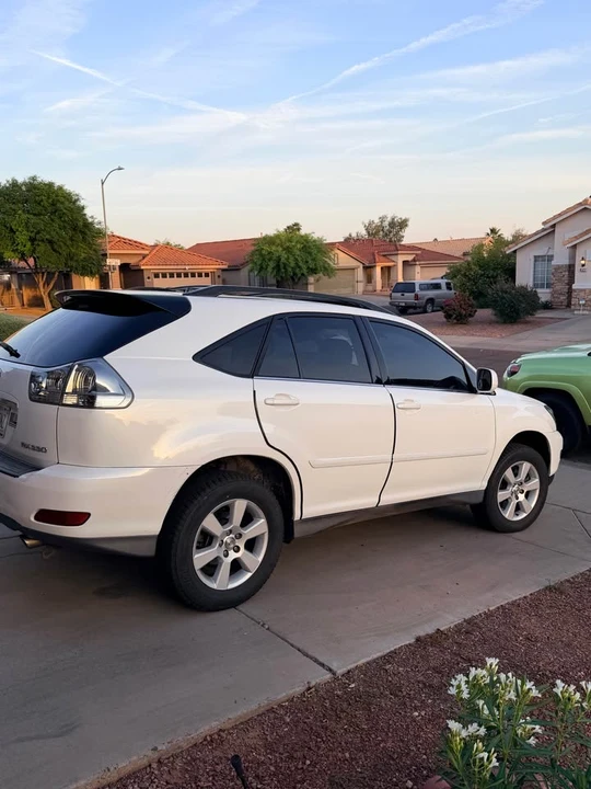 2004 Lexus RX 2nd Gen - Image 2 of 14