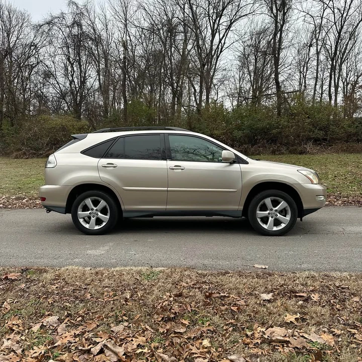 2004 Lexus RX 2nd Gen - Image 4 of 18