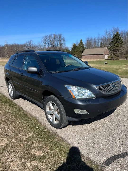 2004 Lexus RX 2nd Gen - Image 2 of 6
