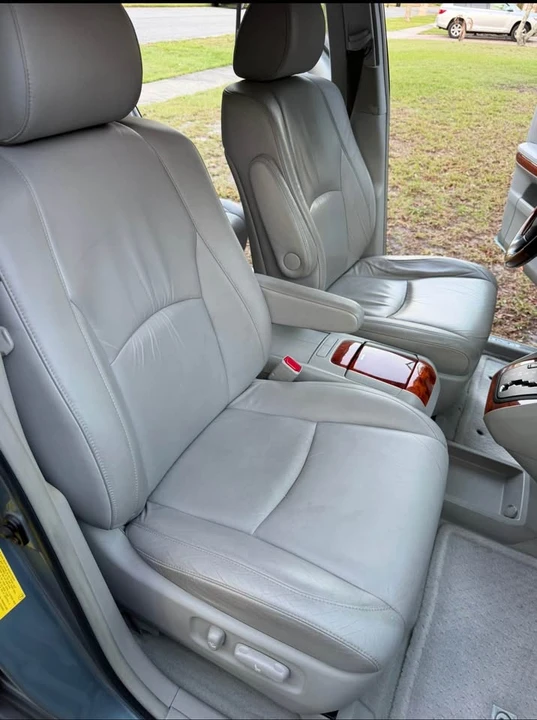 2004 Lexus RX 2nd Gen - Image 14 of 18