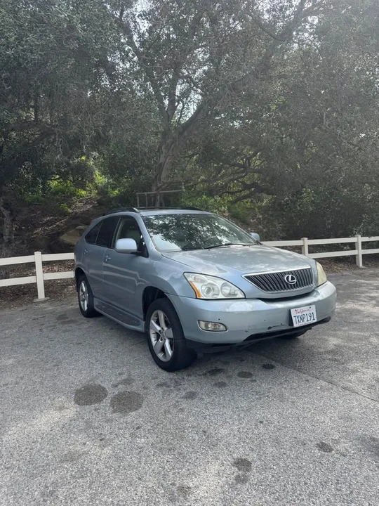 2004 Lexus RX 2nd Gen - Image 4 of 10