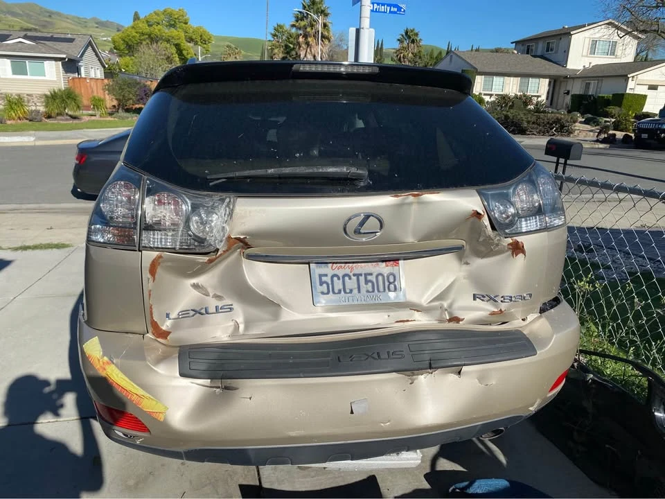 2004 Lexus RX 2nd Gen - Image 4 of 9
