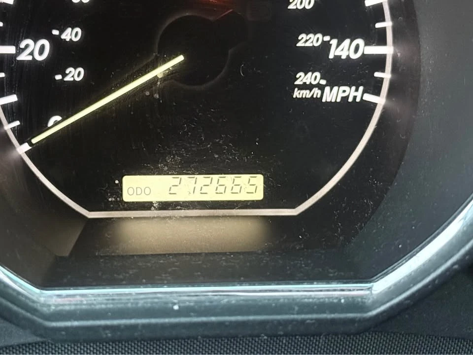 2004 Lexus RX 2nd Gen - Image 16 of 18