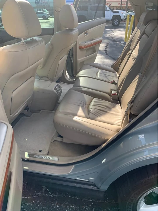 2004 Lexus RX 2nd Gen - Image 6 of 11
