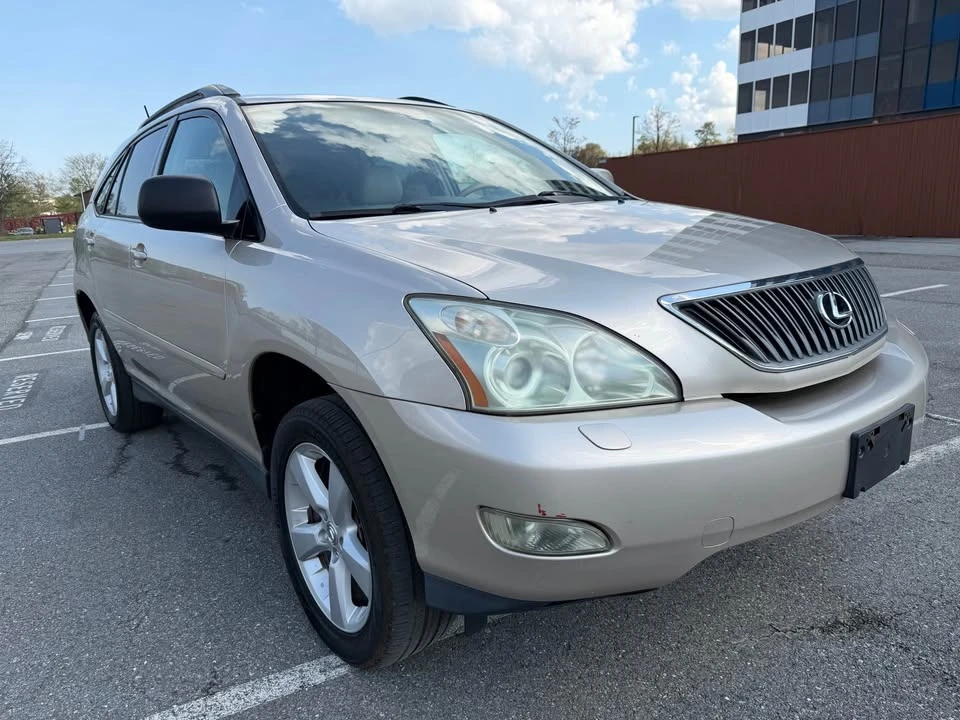 2004 Lexus RX 2nd Gen - Image 3 of 15