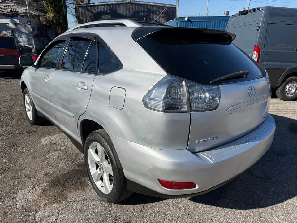 2004 Lexus RX 2nd Gen - Image 6 of 17