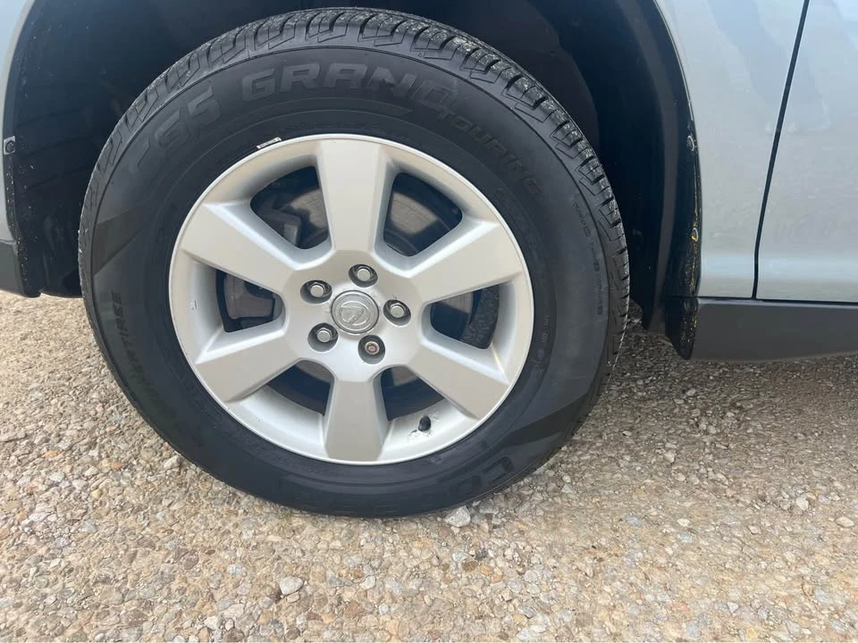 2004 Lexus RX 2nd Gen - Image 15 of 17