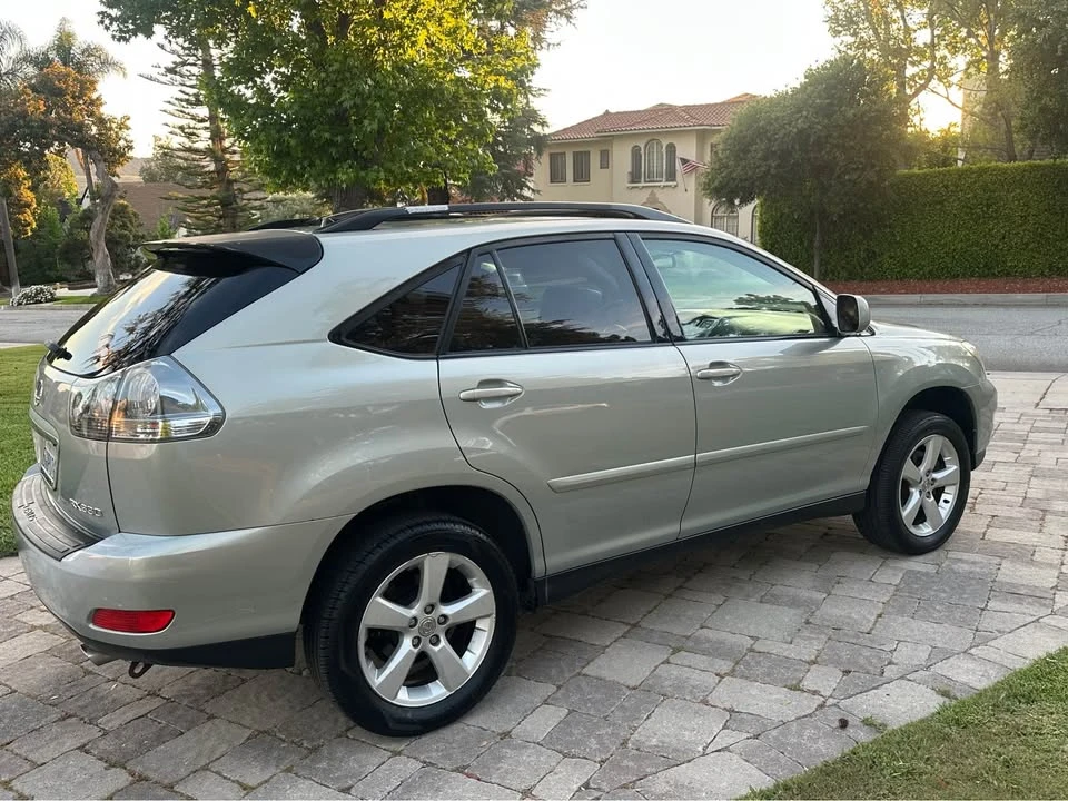 2004 Lexus RX 2nd Gen - Image 6 of 20