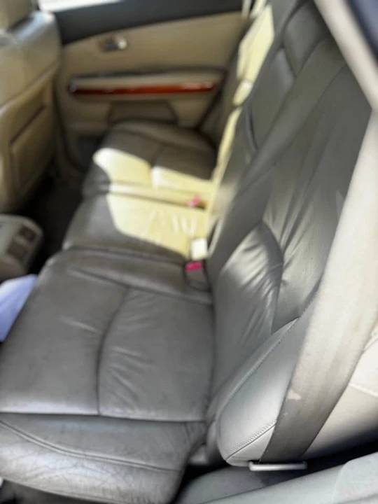 2004 Lexus RX 2nd Gen - Image 7 of 8