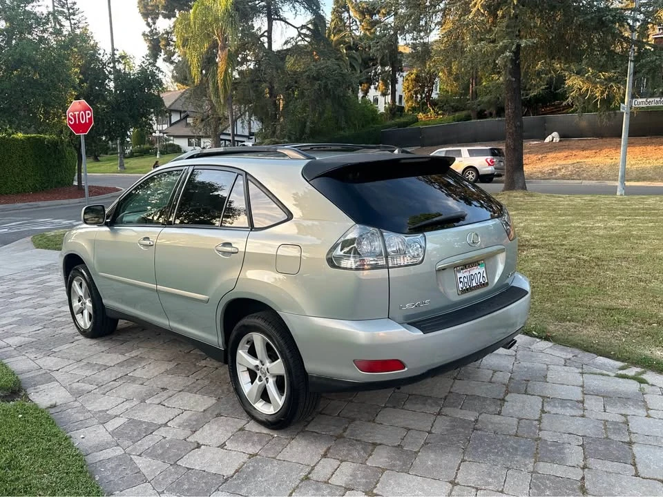 2004 Lexus RX 2nd Gen - Image 7 of 20