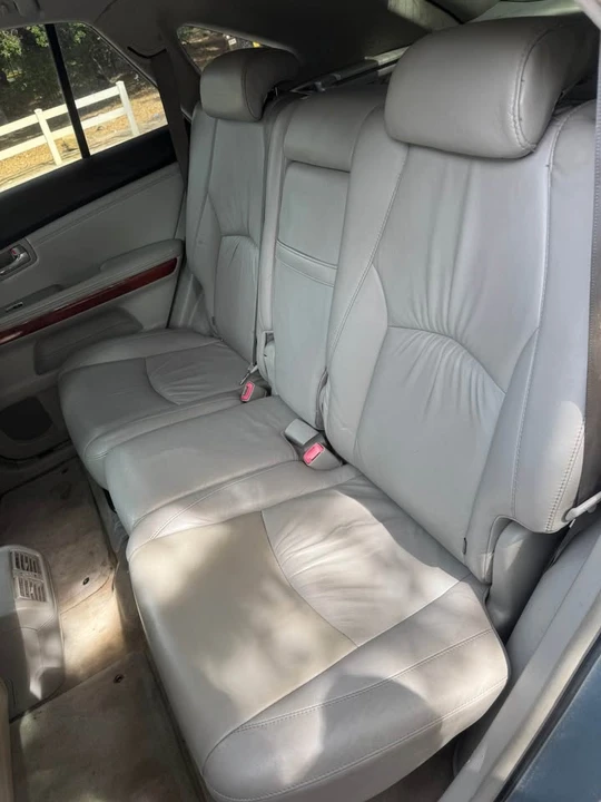 2004 Lexus RX 2nd Gen - Image 7 of 10